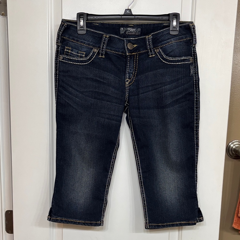 Silver Jeans Women's Dark Indigo Cropped Capri Jeans Size W30